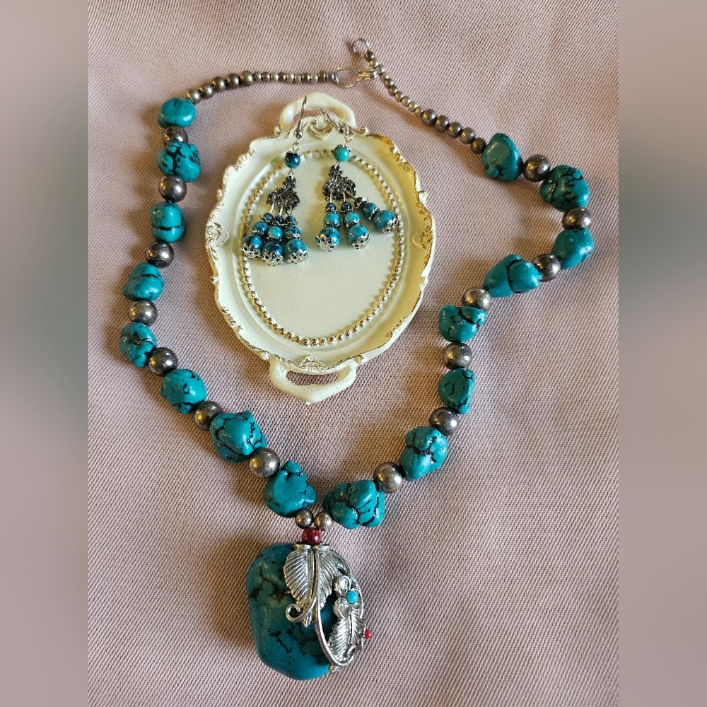 Vtg Turquoise Pendant Silver Tone Sliding Metal Coral Stone Accent Cover Helmet